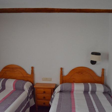 Hostal De Montana La Casa Grande Nogueruelas Eksteriør bilde
